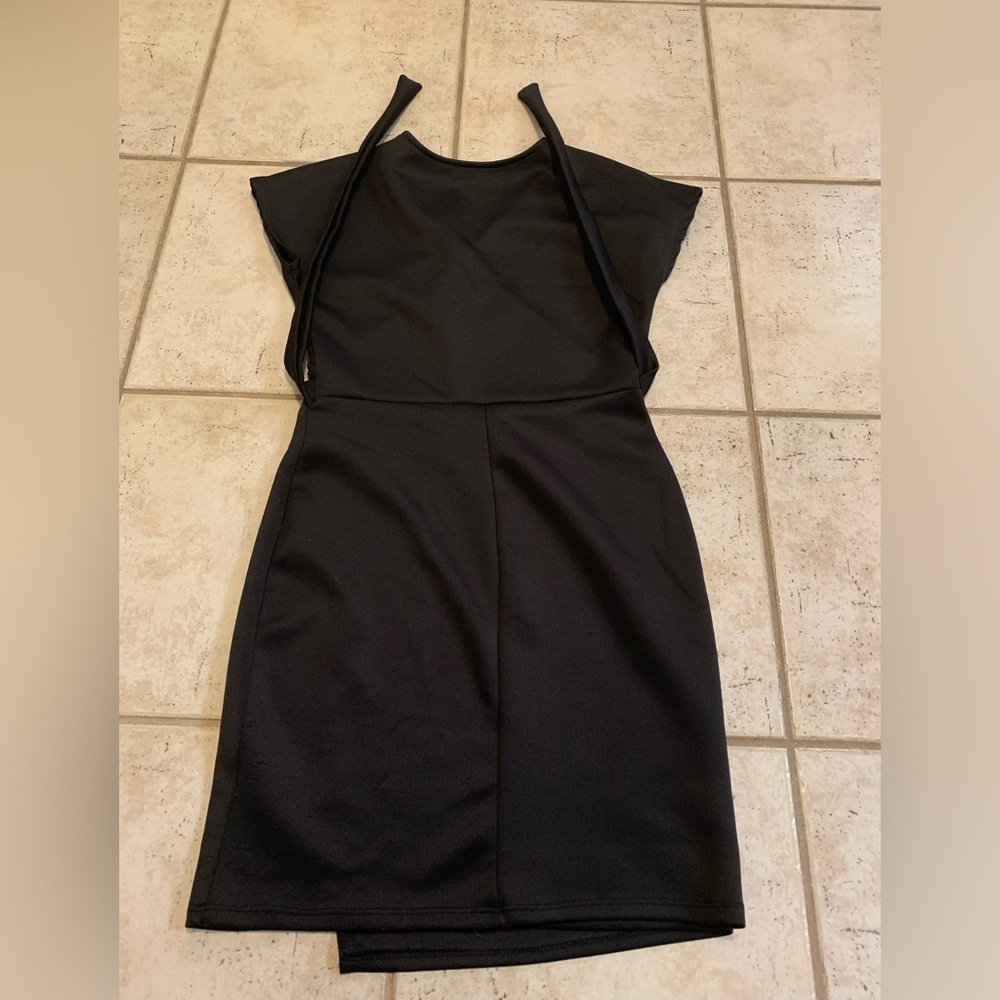 Rebel Sugar Black Faux Wrap Mini Dress V-Neck Tie Waist M/M LBD - Picture 2 of 6
